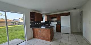 1950 Northwest 76th Street Gallery 1