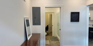 Great Studio in the Heart of Nashville Gallery 12