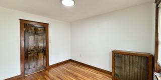 89-91 Thacher St Gallery 8