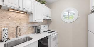 2124 Old Pond Lane Gallery 4