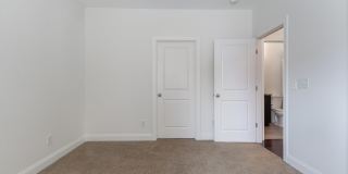 Germantown Modern Living! Gallery 12