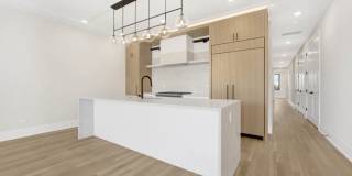 3352 N Ashland Ave Gallery 2