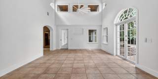 606 Paulina Road Gallery 24