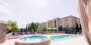 The Villa at River Pointe Drive Gallery 11