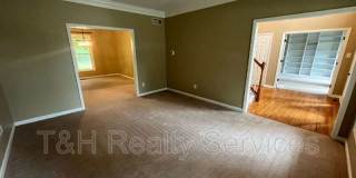 11451 Sutton Place Drive East Gallery 12