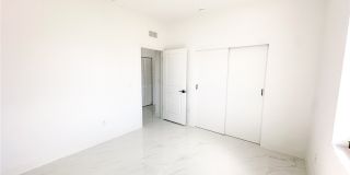 721 Bering Avenue S Gallery 15