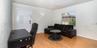 1515 CATHERINE STREET Gallery 6