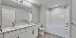 Downtown Ontario Luxury Apartments Gallery 61