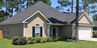 Spacious 4BR Home with Fireplace, Screened Porch & Privacy-Fenced Yard Gallery 1