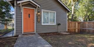 2Bed/2Bth in Vancouver Gallery 1