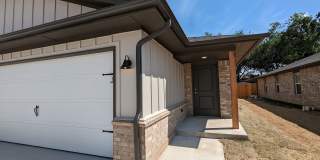 3 Bed 2 Bath 2 Car Duplex Freedom Villas in Midwest City, OK Gallery 18