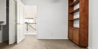 4629 E AUGUSTA Avenue Gallery 39