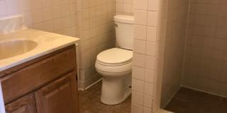 Spacious 5 bedroom house Centrally located to U of M Campus Gallery 4