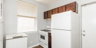 2414 N KILBOURN Avenue Gallery 4