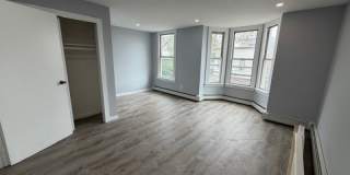 86 Stone St Gallery 2