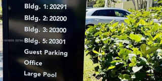 20200 W Country Club Dr Gallery 23