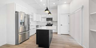 4110 Saylor Lane B Gallery 1