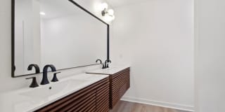 513 Algood Street Gallery 17