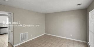 2463 Hampstead Drive Gallery 6