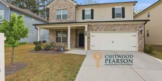 Newer 5BR Home in Peachtree City with Open Layout and Golf Cart Access Gallery 1
