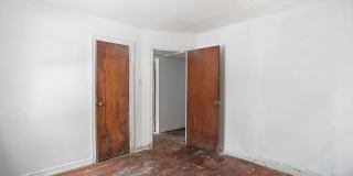 7827 Rugby Avenue Gallery 20