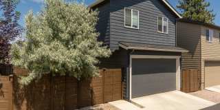 Newer 3 Bedroom, 2.5 Bath Home with Community Pool & Park Gallery 23