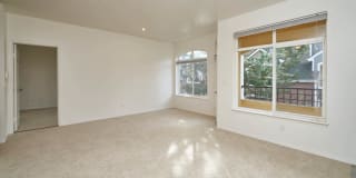 Chelsea Square Gallery 20