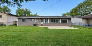 6847 Hawthorne Lane Gallery 21