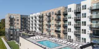 Wren on the Creek Gallery 1