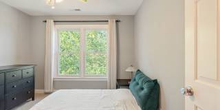 Beautiful Southern Village townhome - Furnished - Mid / Long Term lease options Gallery 22
