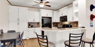 2164 Tanglewood Boulevard Gallery 1