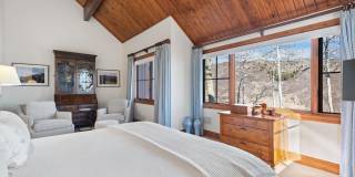 364 Ridge Road Gallery 18