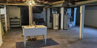 1405 North Court Gallery 1