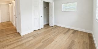 Updated 2/2/1 Home in Northeast St. Petersburg! Gallery 21