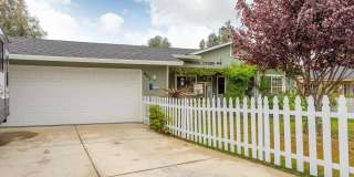 3 BED 2 BATH HOUSE IN THE ENTERPRISE SCHOOL DISTRICT Gallery 1