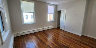 191 Maverick St. Gallery 7