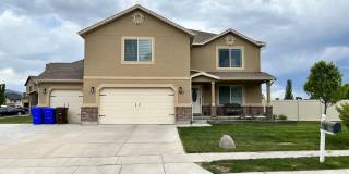 1182 E Searle Ln Gallery 1
