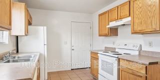 1107 West Sonora Street - 1 Gallery 6