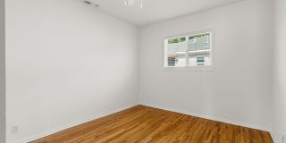4352 Globe Ave Gallery 23
