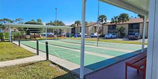 8 QUAILS RUN BOULEVARD Gallery 15