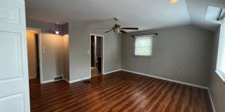 Luxurious 4 Bed 2.5 Bath in Hershey Gallery 43