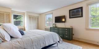 400 Quaker Lane N Gallery 20