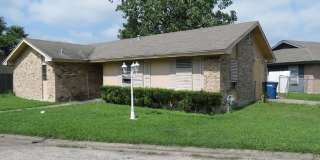 121 Green Trail Dr Gallery 1