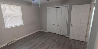 3 bedroom duplex in Southern Columbia. Gallery 24