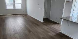 Room in 4 Bedroom Home at Godwit Ln Room in 4 Bedroom Home at Godwit Ln Gallery 9
