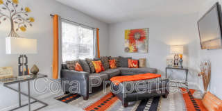 685 Sears Ave NE Gallery 3