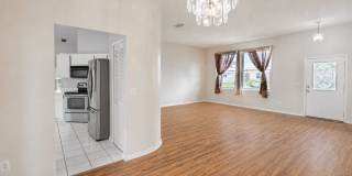 Spacious 4-Bedroom Home in Desirable Riverview Location with Excellent Schools Gallery 7
