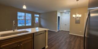 Chestnut - 2Br/2Ba Rental Home - First Floor Gallery 9