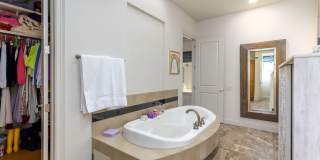 16 Liser Glen Gallery 21