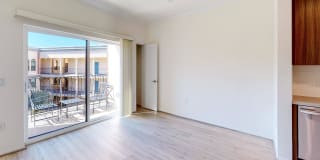 Ferrante Ferrante Gallery 132